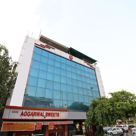 Oyo 2705 Hotel Preet Palace Nueva Delhi Exterior foto