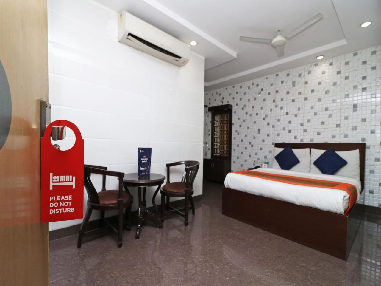Oyo 2705 Hotel Preet Palace Nueva Delhi Exterior foto